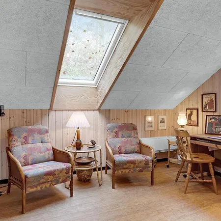 Ferienhaus Gorgeous In With Wifi *